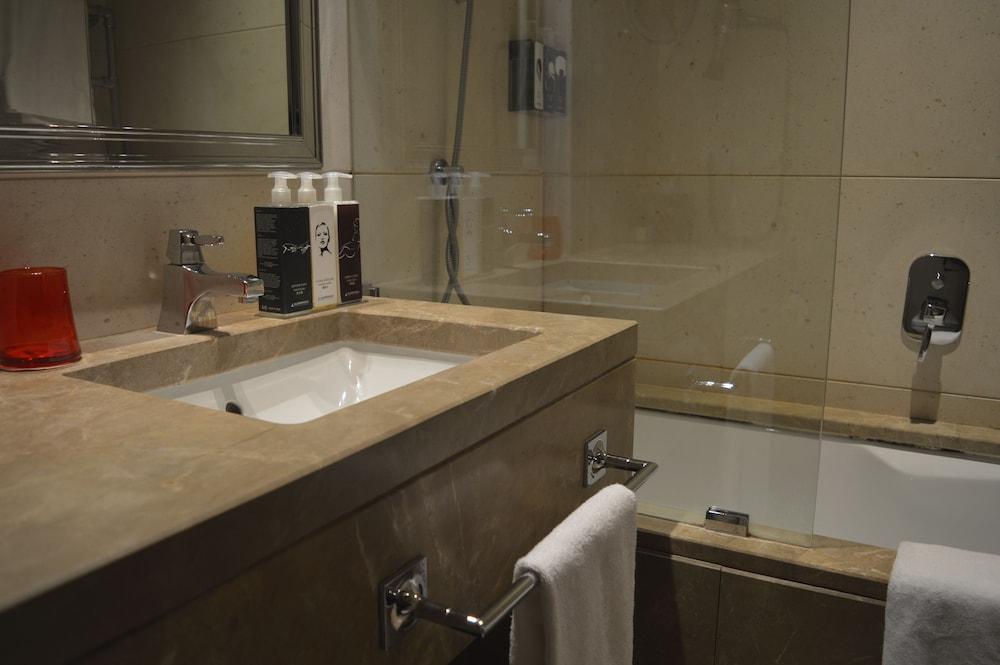 Hilton Turin Centre Hotel Kültér fotó